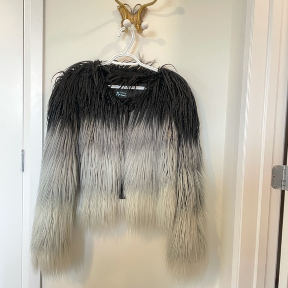 Guess Marciano fur jacket - Picture 2 of 6